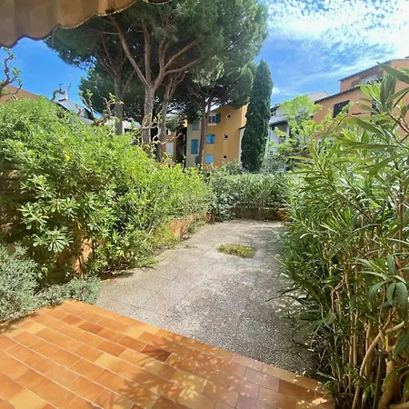 Apartment Camargue Village - T2 Rez De Jardin Au Boucanet Mae-5441 Le Grau-du-Roi